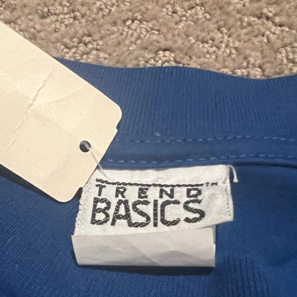 1995 trend Basics - Picture 3 of 3